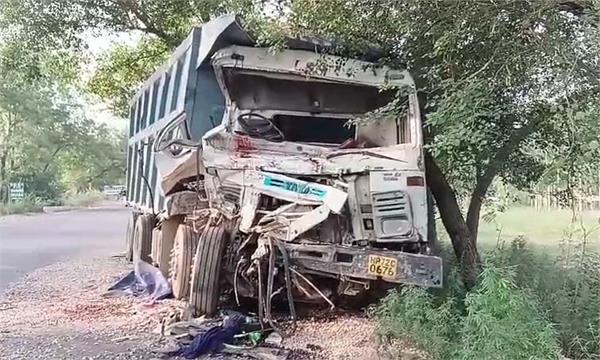 violent collision between two vehicles in hoshiarpur  one dead