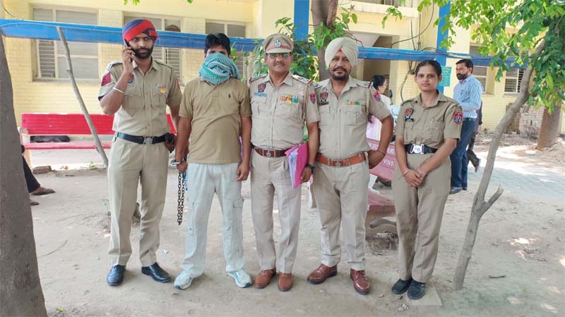 34 ਕਿੱਲੋ 900 ਗ੍ਰਾਮ ਭੁੱਕੀ ਬਰਾਮਦ ਮਾਮਲੇ ’ਚ ਲੋੜੀਂਦਾ ਮੁਲਜ਼ਮ ਰੇਲਵੇ ਪੁਲਸ ਵੱਲੋਂ ਗ੍ਰਿਫ਼ਤਾਰ