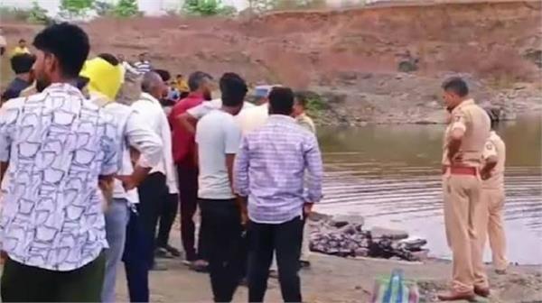selfie  cauvery river  death  police
