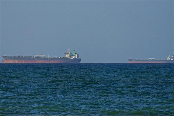 chinese tankers pass through hormuz