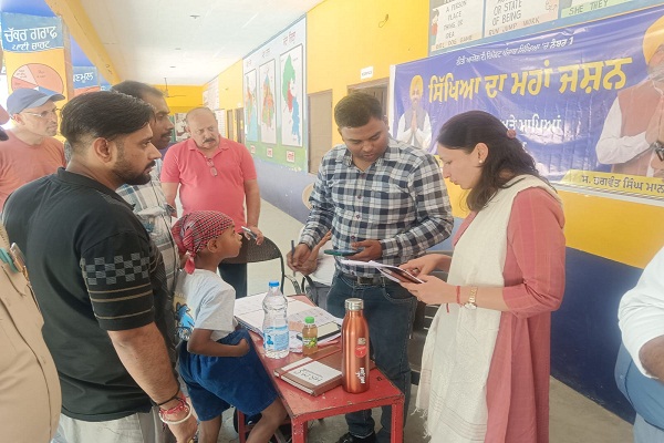 SIR-2026 ਦੀਆਂ ਤਿਆਰੀਆਂ ਤੇਜ਼, DC ਮਿੱਤਲ ਨੇ ਪੋਲਿੰਗ ਬੂਥਾਂ ਦਾ ਕੀਤਾ ਨਿਰੀਖਣ