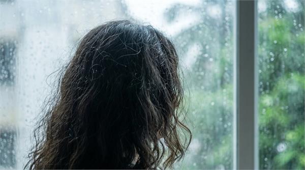 why does hair fall in monsoon 