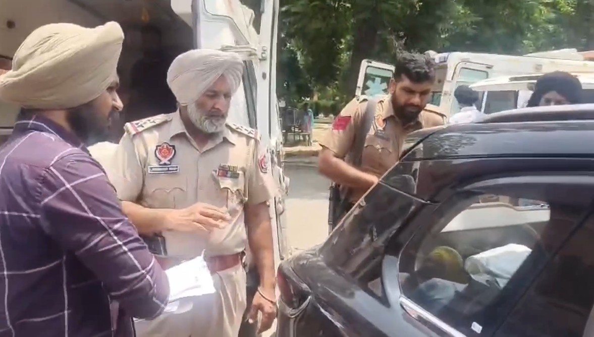 ਸ਼ਰੀਕਾਂ ਦੀ ਲੜਾਈ ਚੱਲ ਗਈਆਂ ਗੋਲ਼ੀਆਂ, ਜ਼ਮੀਨ ਦੇ ਰੌਲ਼ੇ ਨੇ ਧਾਰਿਆ ਭਿਆਨਕ ਰੂਪ