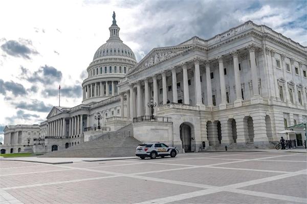 senate passes  70b immigration enforcement bill