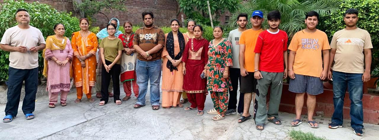 ਅੰਮ੍ਰਿਤਸਰ: ਤੂਫ਼ਾਨ ਦੇ 48 ਘੰਟਿਆਂ ਬਾਅਦ ਵੀ ਬਿਜਲੀ ਠੱਪ, ਕਈ ਇਲਾਕਿਆਂ 'ਚ ਪਾਣੀ ਦੀ ਭਾਰੀ ਕਿੱਲਤ
