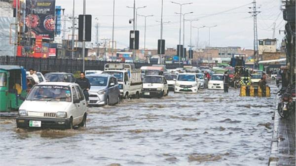storms  rains lash khyber pakhtunkhwa