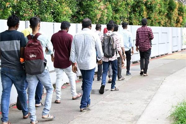 indian workers in singapore