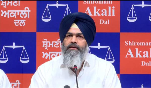 shiromani akali dal leader parambans singh romana