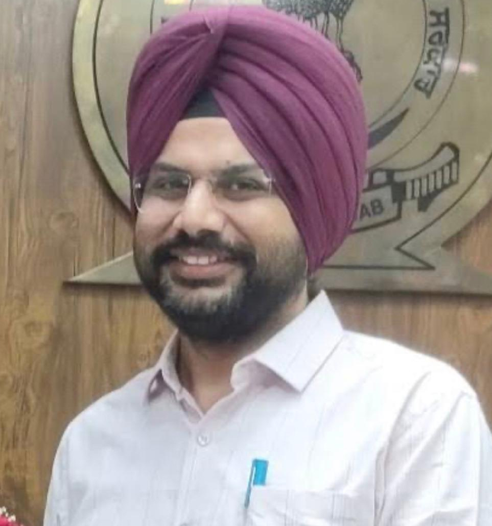 ਗੁਰੂਹਰਸਹਾਏ ਦੇ ਨਵੇਂ ਐੱਸਡੀਐੱਮ ਹਰਦੀਪ ਸਿੰਘ ਨੇ ਸੰਭਾਲਿਆ ਚਾਰਜ