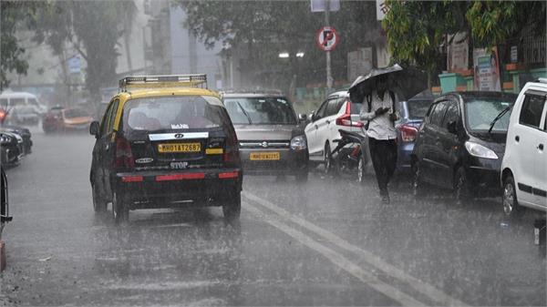 light rain in many areas of mumbai  people got relief from the heat