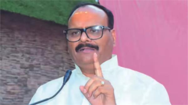 fire breaks out in ac in deputy cm pathak  s room in vidhan bhavan