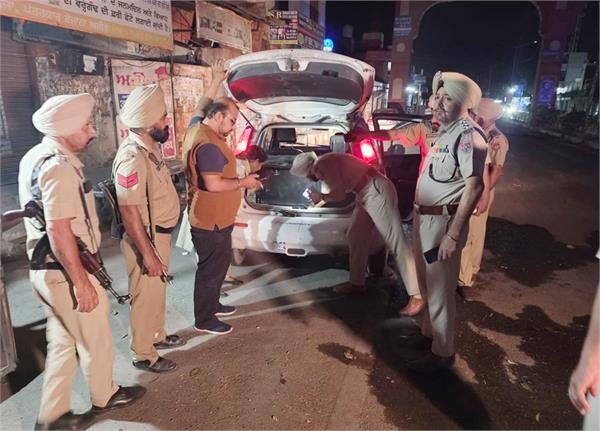 blockade closed  punjab police