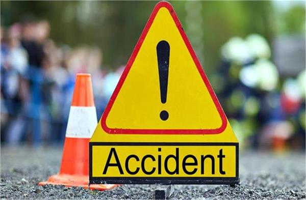 bus overturns