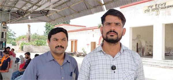 motorcycle riding robbers robbed railway employee