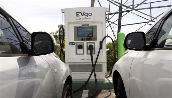 electric car sales break records