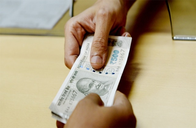 18,000 ਰੁਪਏ ਰਿਸ਼ਵਤ ਲੈਂਦਾ ASI ਰੰਗੇ ਹੱਥੀਂ ਗ੍ਰਿਫਤਾਰ