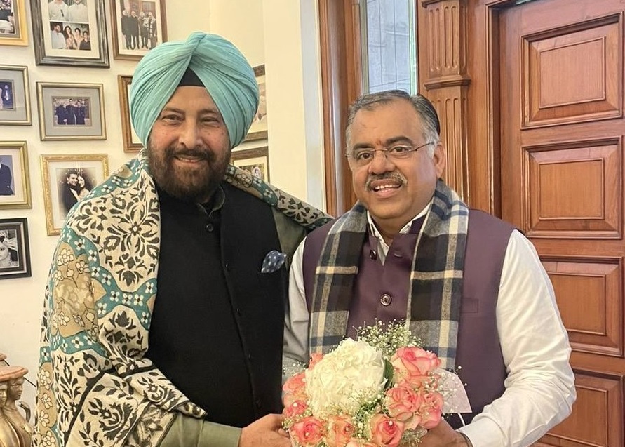 ਚੁੱਘ ਤੇ ਢਿੱਲੋਂ ਸ੍ਰੀ ਹਰਿਮੰਦਰ ਸਾਹਿਬ, ਦੁਰਗਿਆਣਾ ਮੰਦਰ, ਗੁਰੂ ਰਵਿਦਾਸ ਮੰਦਰ ਤੇ ਸ੍ਰੀ ਰਾਮ ਤੀਰਥ ਵਿਖੇ ਹੋਣਗੇ ਨਤਮਸਤਕ