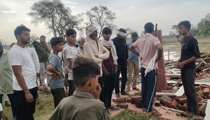 ਧੌਲਪੁਰ ''ਚ ਤੇਜ਼ ਹਨ੍ਹੇਰੀ ਕਾਰਨ ਡਿੱਗੀ ਕੰਧ; ਮਲਬੇ ਹੇਠਾਂ ਦੱਬੇ 5 ਲੋਕ, ਦੋ ਦੀ ਮੌਤ