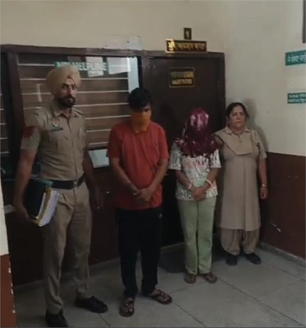 fake ips officer and his wife arrested for cheating