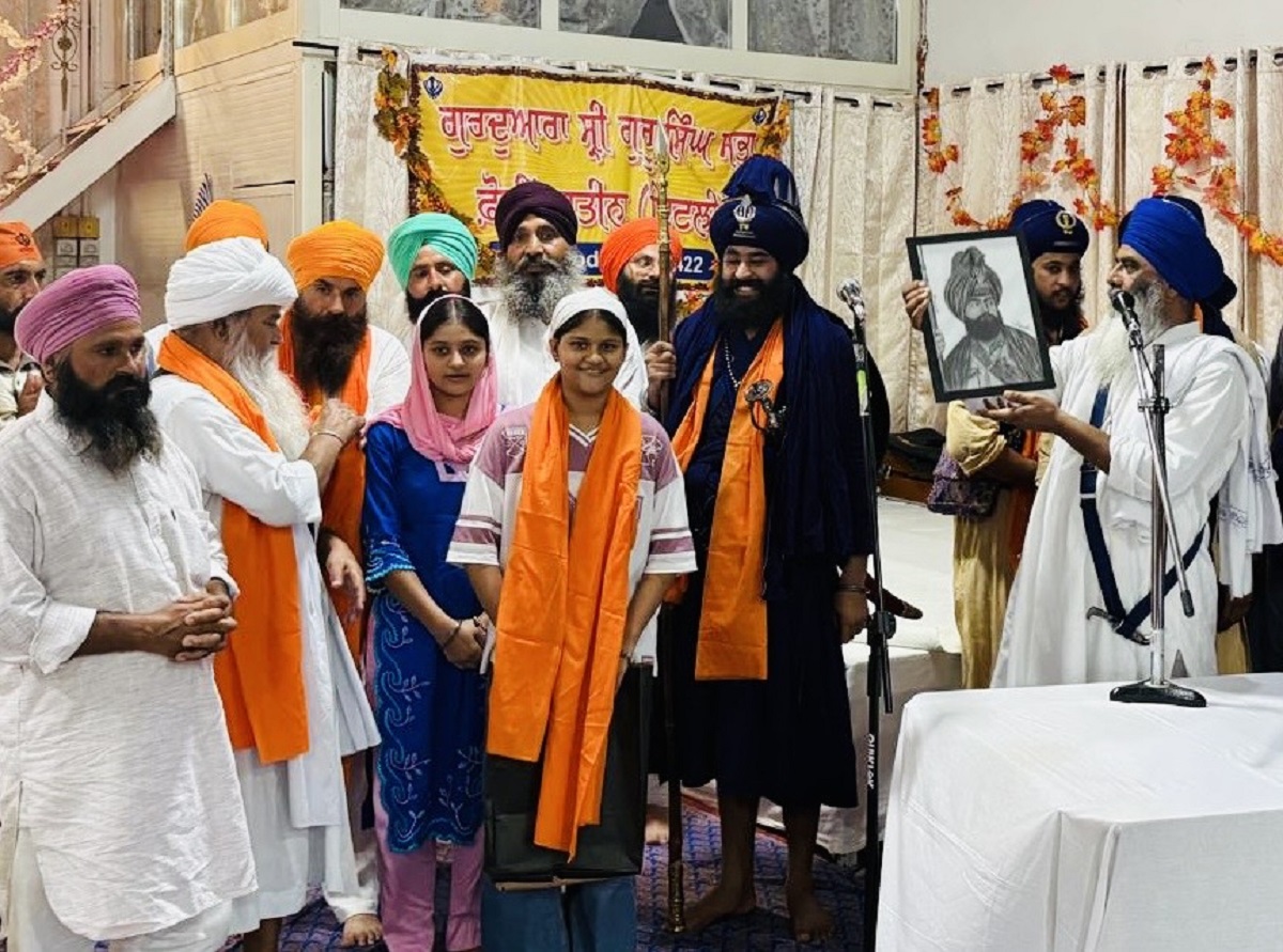 ਇਟਲੀ ਦੇ ਫੌਂਦੀ ''ਚ ਗੂੰਜੀਆਂ ਸਿੱਖ ਇਤਿਹਾਸ ਦੀਆਂ ਵਾਰਾਂ, ਭਾਈ ਸੁਖਬੀਰ ਸਿੰਘ ਮਹਾਂਕਾਲ ਨੇ ਸੰਗਤਾਂ ਨੂੰ ਕੀਤਾ ਨਿਹਾਲ