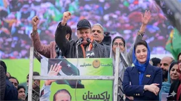 big stir in pakistani politics