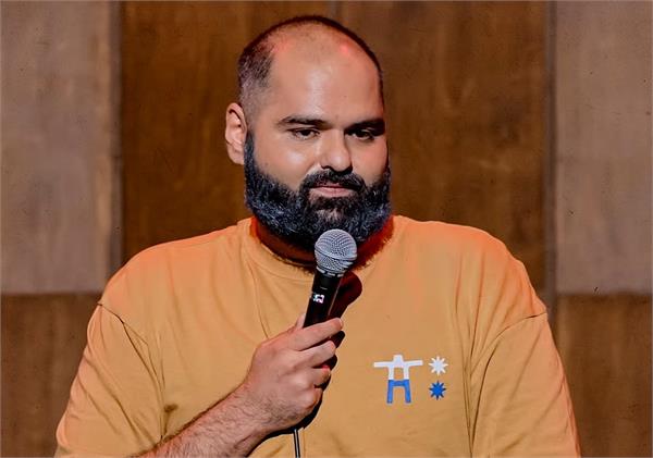 bombay high court seeks centre  s response on comedian kunal kamra  s plea