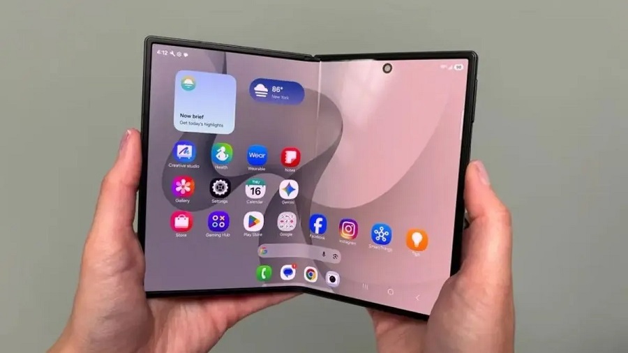 Foldable phone ਮਾਰਕਿਟ ''ਚ ਛਿੜੀ ਜੰਗ : ਐਪਲ ਦੀ ਐਂਟਰੀ ਤੋਂ ਪਹਿਲਾਂ ਸੈਮਸੰਗ ਦੇ ਖੇਡਿਆ ਵੱਡਾ ਦਾਅ