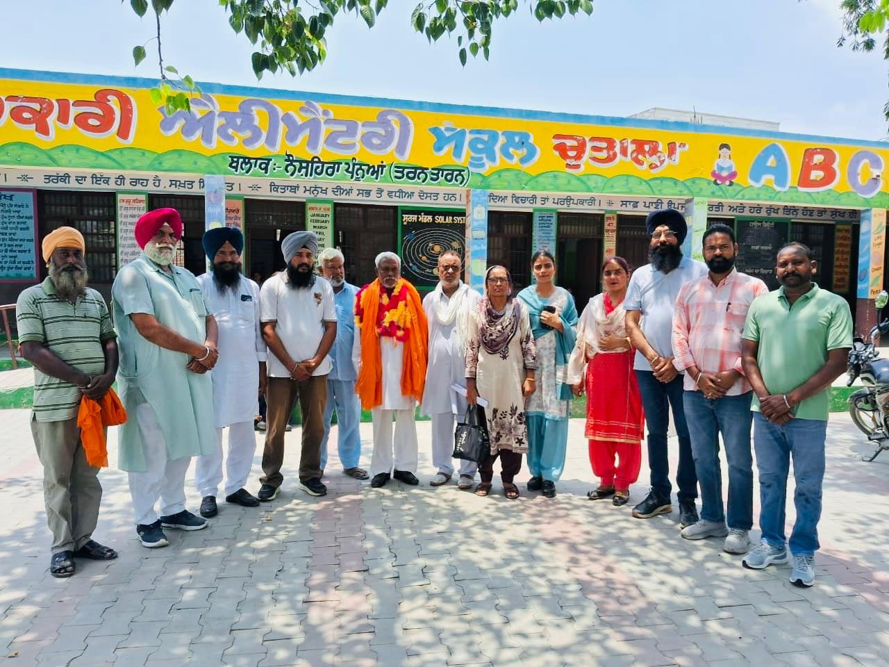 ਪੰਜਾਬ: SIR ਨੇ ਮਿਲਾ'ਤੇ 48 ਸਾਲਾਂ ਤੋਂ ਵਿਛੜੇ ਸਕੇ ਭਰਾ, ਗਲਵੱਕੜੀ ਪਾ ਹੋਏ ਭਾਵੁਕ
