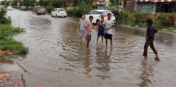 airport road turns into a canal due to rain