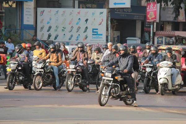 slowdown in automobile sector  vehicle registrations decline