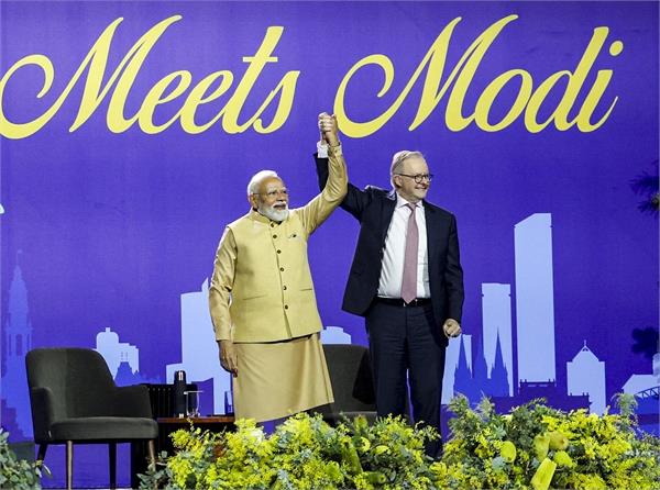 australia will provide uranium to india  both countries signed 18 agreements