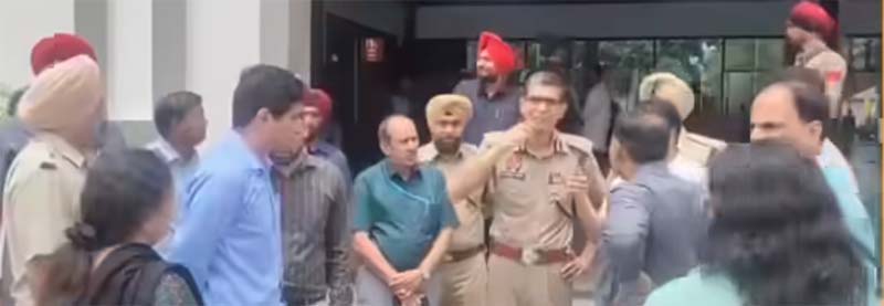 High Alert ''ਤੇ ਜਲੰਧਰ! ਵਧਾਈ ਗਈ ਸੁਰੱਖਿਆ, ਚੱਪੇ-ਚੱਪੇ ''ਤੇ ਪੁਲਸ ਤਾਇਨਾਤ