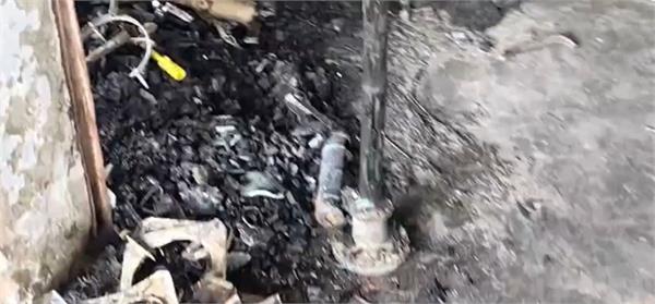 fire breaks out in shops in main market of chaksharif village in gurdaspur
