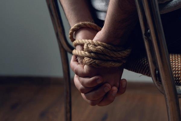 punjab police employee kidnap 