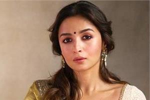 alia bhatt  assam  floods  fans  help  relief work