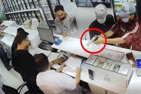 cashier murder case in chandigarh