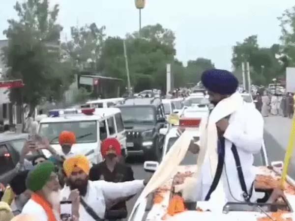 jathedar met mla sekhon during miri piri khalsa march