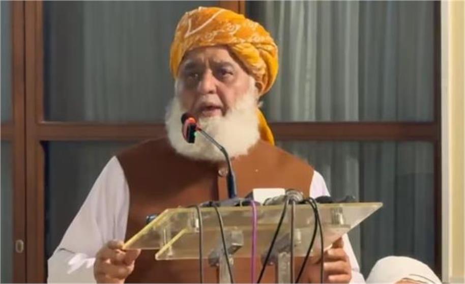 PAK ''ਚ ਵੱਡੀ ਲੜਾਈ:  ਰਹਿਮਾਨ ਨੇ 5-ਸਟਾਰ ਜਨਰਲ ਅਸੀਮ ਮੁਨੀਰ ਨੂੰ ਦਿੱਤੀ ਖੁੱਲ੍ਹੀ ਚੁਣੌਤੀ