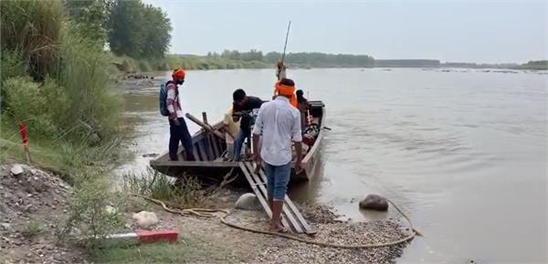 temporary bridge of makora bridge built on ravi river removed