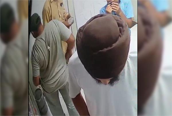 atm fraud in bassi pathana