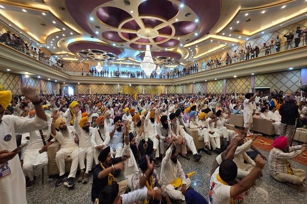 ‘ਵਾਰਿਸ ਪੰਜਾਬ ਦੇ’ ਦੀ ਵਿਸ਼ਾਲ ਇਕੱਤਰਤਾ, ‘ਮਿਸ਼ਨ 2027’ ਲਈ ਲੋਕਾਂ ਨੂੰ ਇੱਕਜੁੱਟ ਹੋਣ ਦਾ ਸੱਦਾ