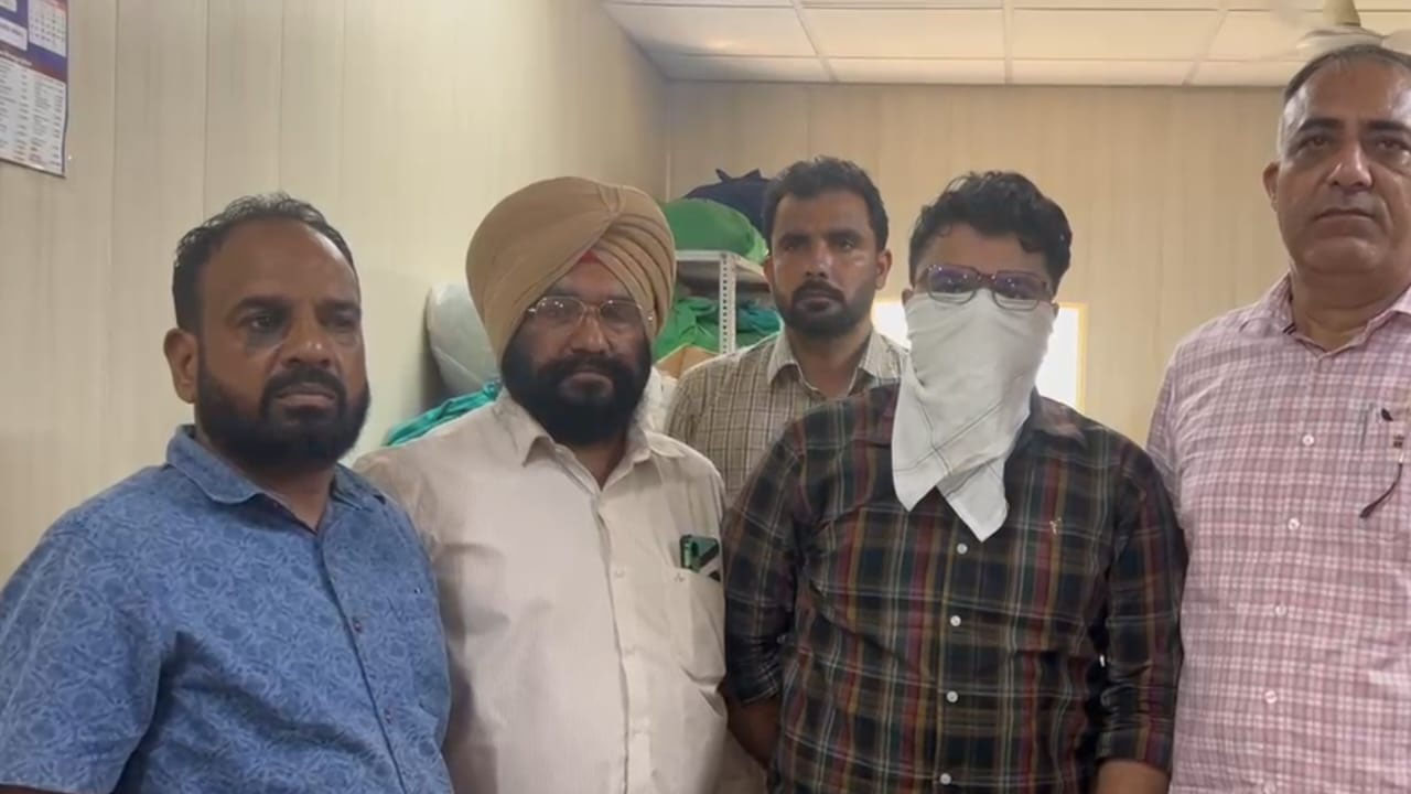 ਪੰਜਾਬ: ਰਿਸ਼ਵਤ ਲੈਂਦਾ ਇੰਸਪੈਕਟਰ ਗ੍ਰਿਫਤਾਰ