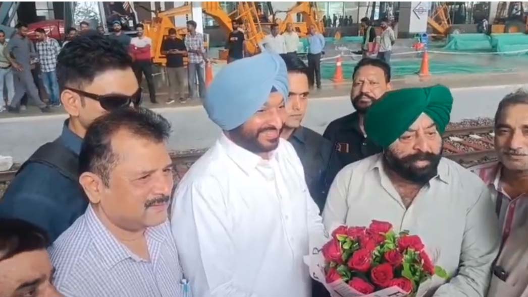 ਜਲੰਧਰ ਪਹੁੰਚੇ ਕੇਂਦਰੀ ਮੰਤਰੀ ਰਵਨੀਤ ਬਿੱਟੂ ਨੇ ਕੈਂਟ ਸਟੇਸ਼ਨ ਦੀਆਂ ਤਿਆਰੀਆਂ ਦਾ ਲਿਆ ਜਾਇਜ਼ਾ