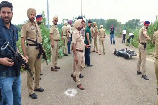ਮੋਹਾਲੀ ''ਚ ਵੱਡਾ ਐਨਕਾਊਂਟਰ! ਪੁਲਸ ''ਤੇ ਗੋਲੀਆਂ ਚਲਾਉਣ ਵਾਲੇ ਨਸ਼ਾ ਤਸਕਰਾਂ ਨੂੰ...
