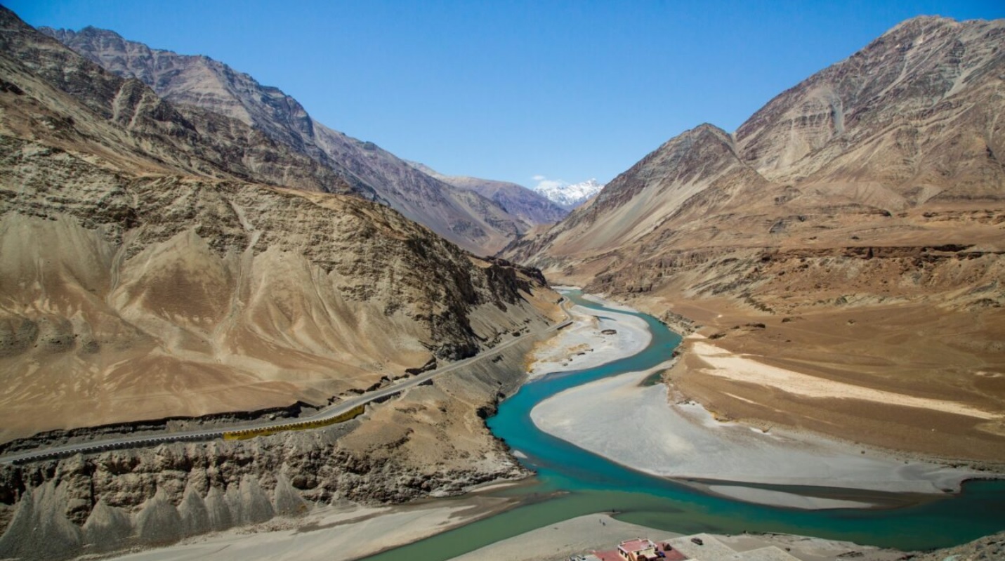 Indus Water Treaty: ਭਾਰਤ ਵੱਲੋਂ ਹੇਗ ਅਦਾਲਤ ਦਾ ਫੈਸਲਾ ਰੱਦ; ਅੱਤਵਾਦ ਤੇ ਸਮਝੌਤੇ ਦੀਆਂ ਸ਼ਰਤਾਂ ''ਤੇ ਸਖ਼ਤ ਰੁਖ਼