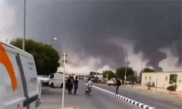 houthi rebels launch missile attack on saudi arabian refinery