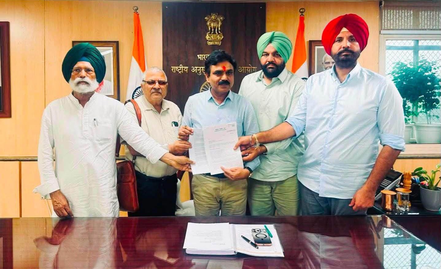 ਕਾਂਗਰਸੀ MPs ਨੇ ਨੈਸ਼ਨਲ SC ਕਮਿਸ਼ਨ ਕੋਲ ਚੁੱਕਿਆ ਬਰਨਾਲਾ ਲਾਠੀਚਾਰਜ ਦਾ ਮਾਮਲਾ