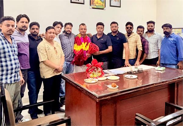truck union  municipal council president  honor