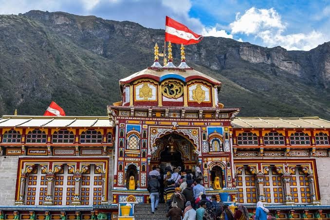 ਹੁਣ ਬਦਰੀਨਾਥ ਦੇ ਚੜ੍ਹਾਵੇ ''ਚ ਵੀ ਹੇਰਾਫੇਰੀ ! ਜਾਂਚ ਲਈ ਕਮੇਟੀ ਦਾ ਗਠਨ