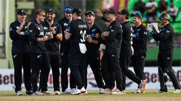 new zealand beat west indies by five wickets to level the series
